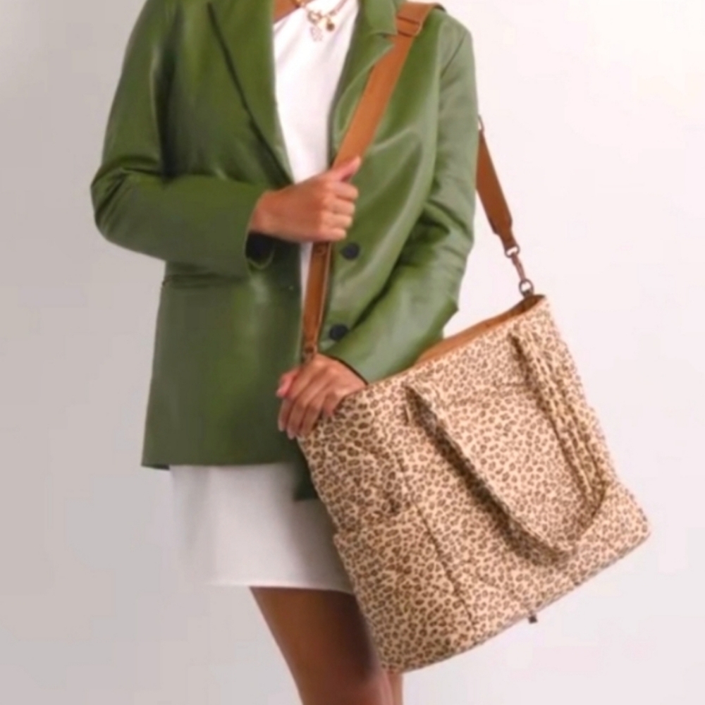 ***BEIS Diaper Bag Tote - Picture 2 of 14